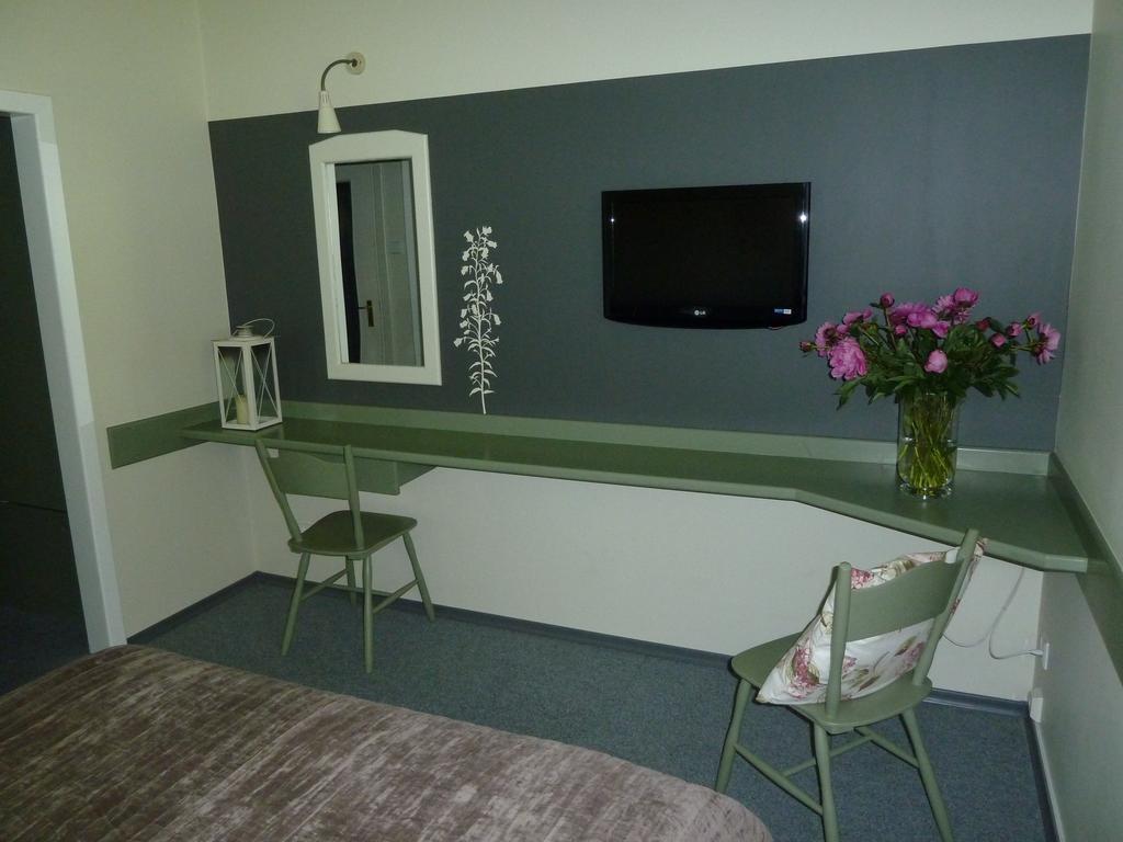 Hotel Flora Лодз Стая снимка